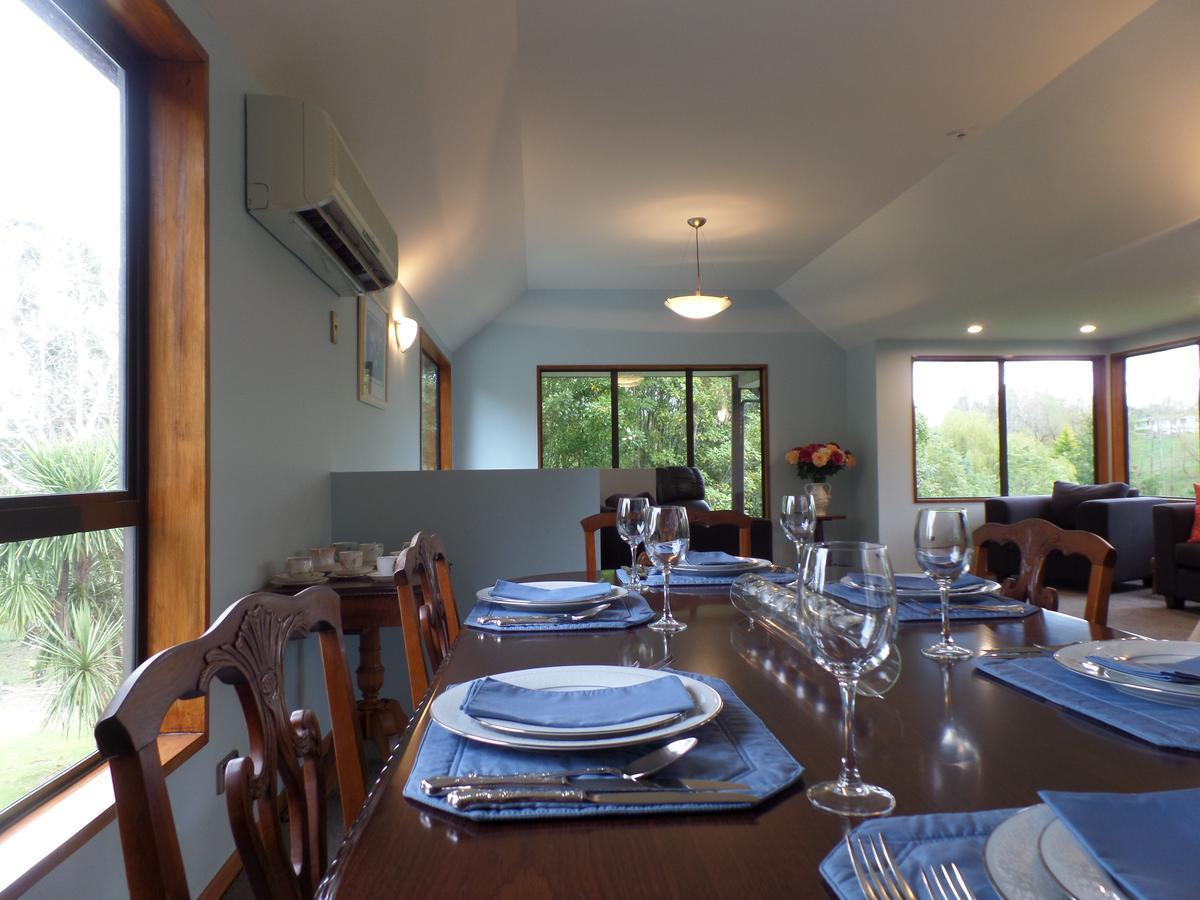 ジェラルディン リバーストーン ハウス Bed & Breakfast エクステリア 写真