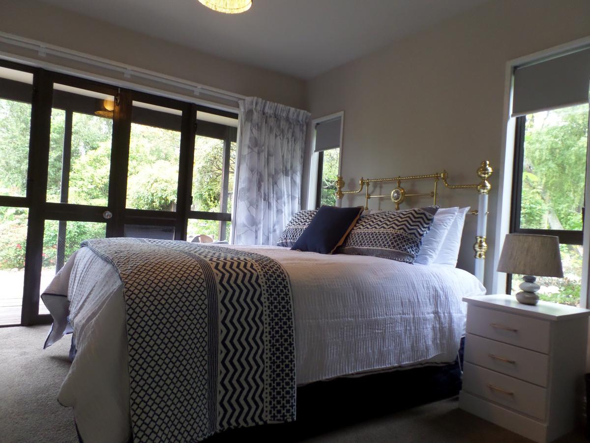 ジェラルディン リバーストーン ハウス Bed & Breakfast エクステリア 写真