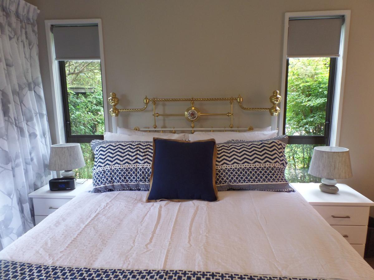ジェラルディン リバーストーン ハウス Bed & Breakfast エクステリア 写真